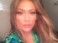Jennifer Lopez z klasą i elegancją